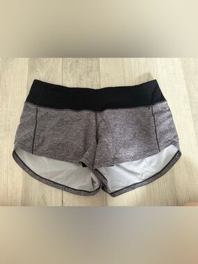 Lululemon Speed Up Shorts 2.5” Low Rise Size 4 Gray